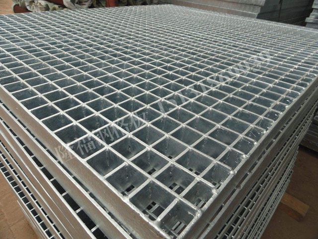 插接钢格板 